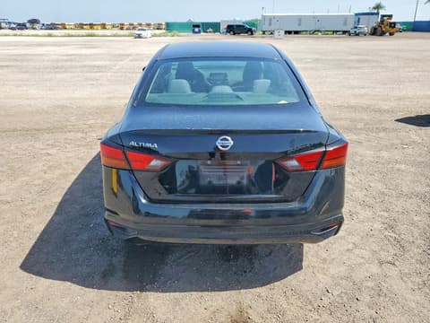 2021 NISSAN ALTIMA S